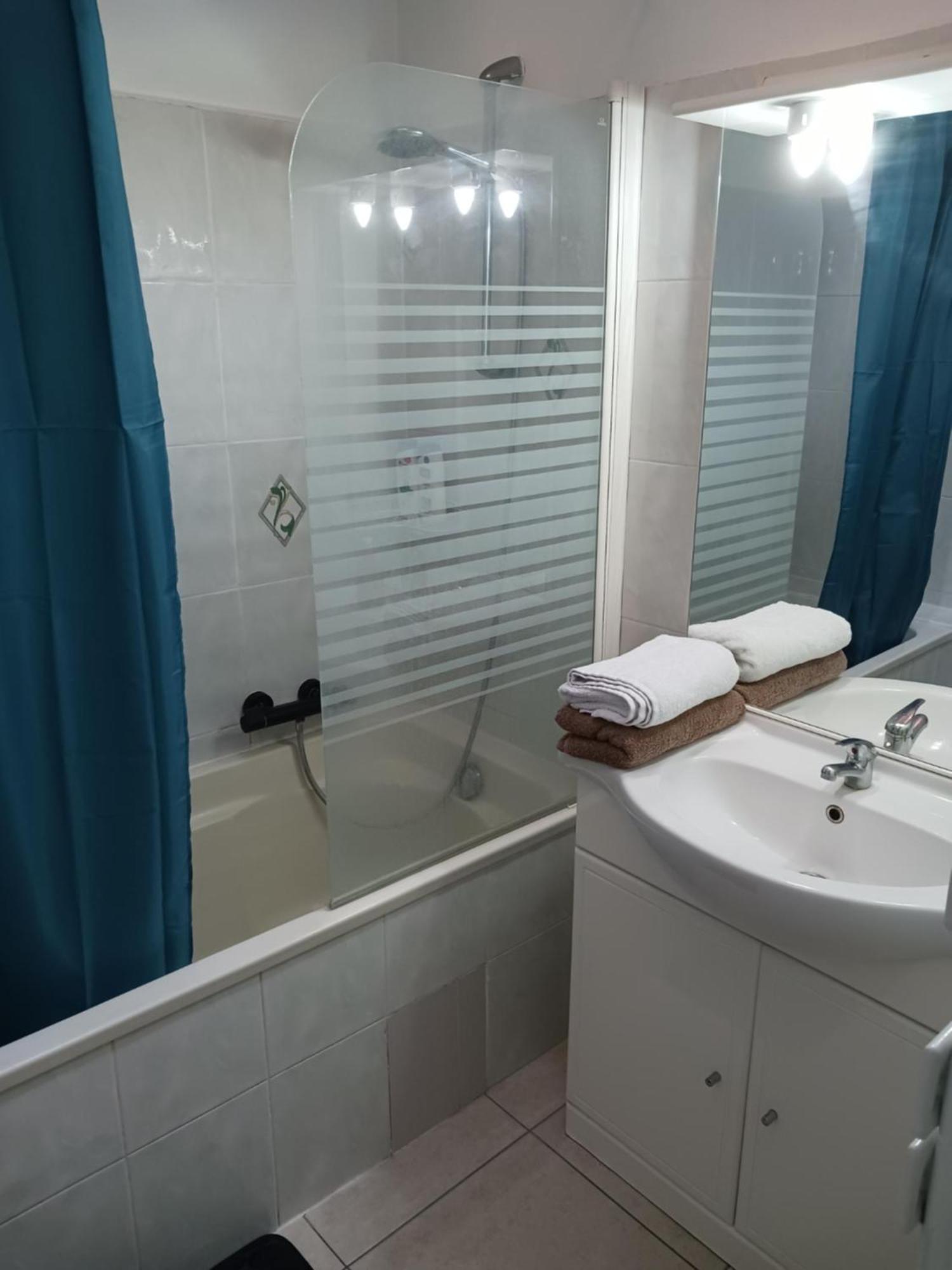 ペルピニャンChambre Privee Climatisee Chez Particulier, Wifiアパートメント エクステリア 写真